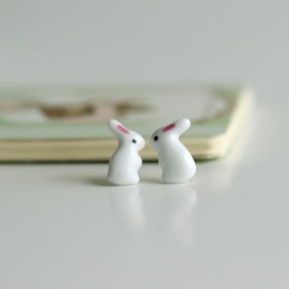 Ceramic white bunny rabbits Easter earrings gift - Picture 7 of 7